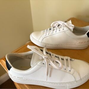 Common Projects Retro White Leather Sneakers with Black Heel - IT37/US7